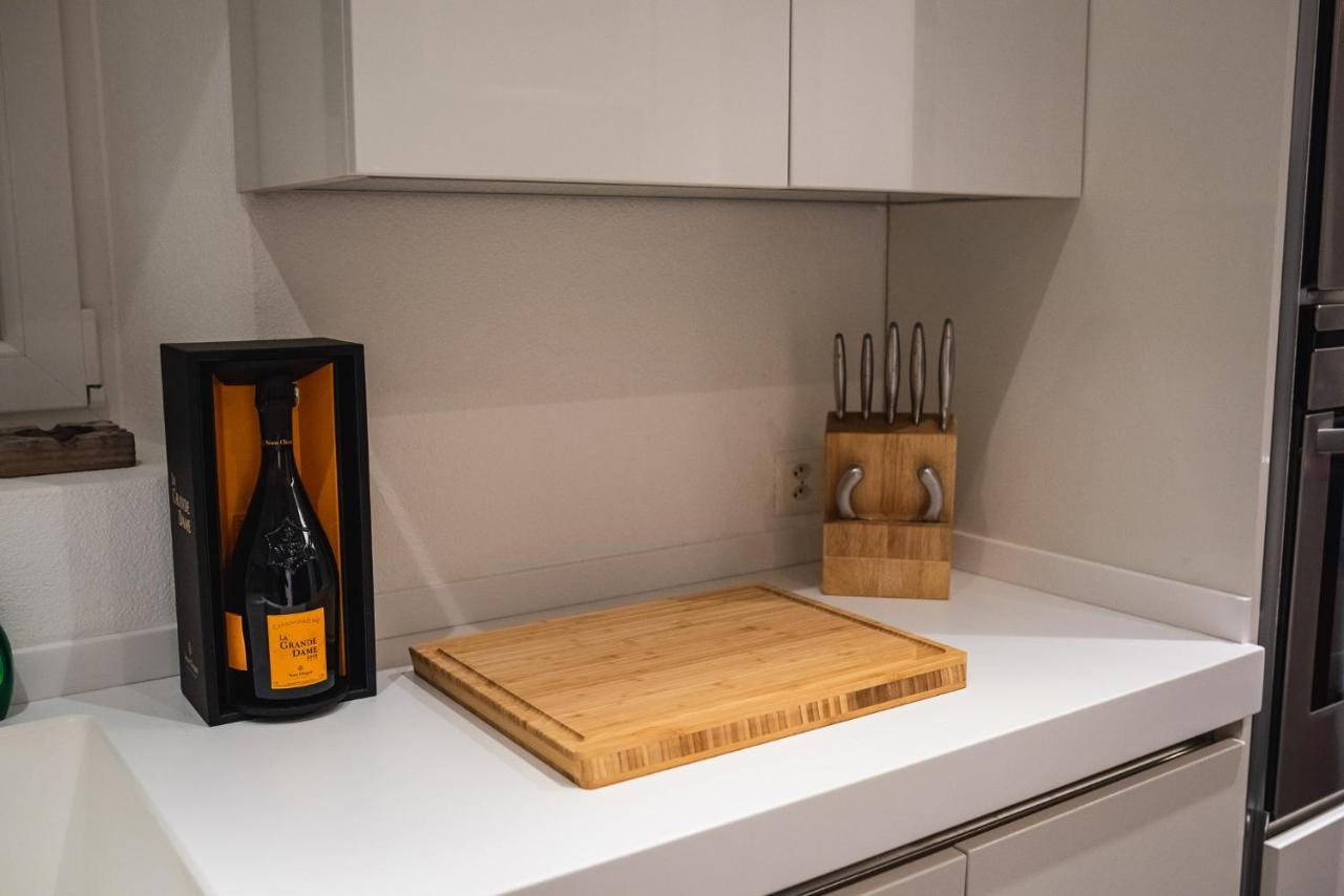 V Apartments Белинцона Екстериор снимка