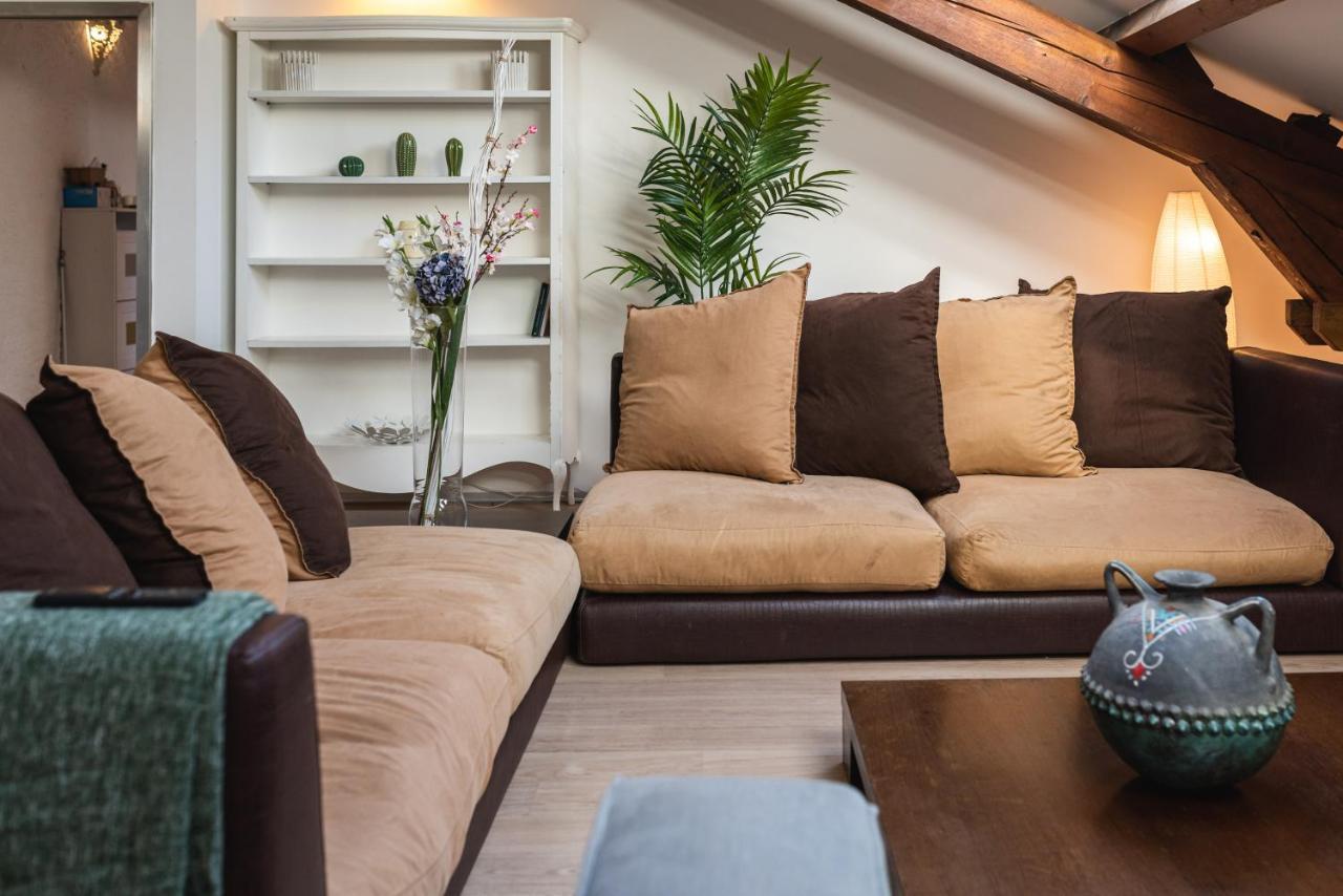 V Apartments Белинцона Екстериор снимка